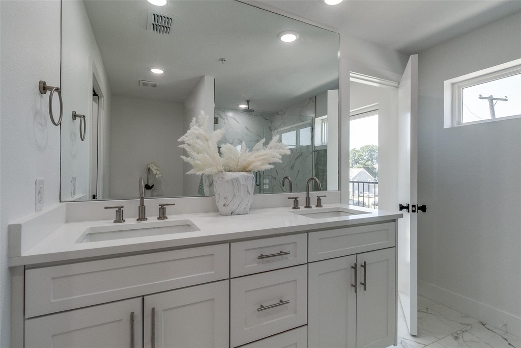 4701 San Jacinto Street - Photo 16