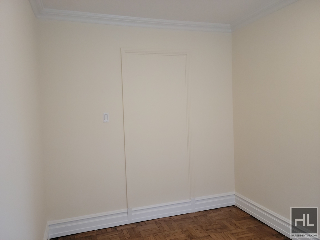 East 79 Street - Photo 2