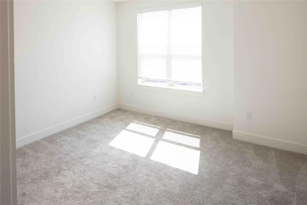 108 N Us 377 - Photo 8