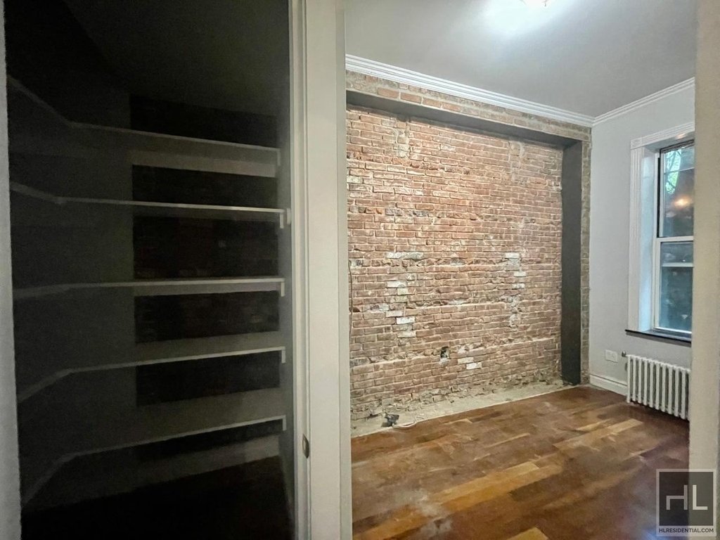 Hudson St - Photo 5