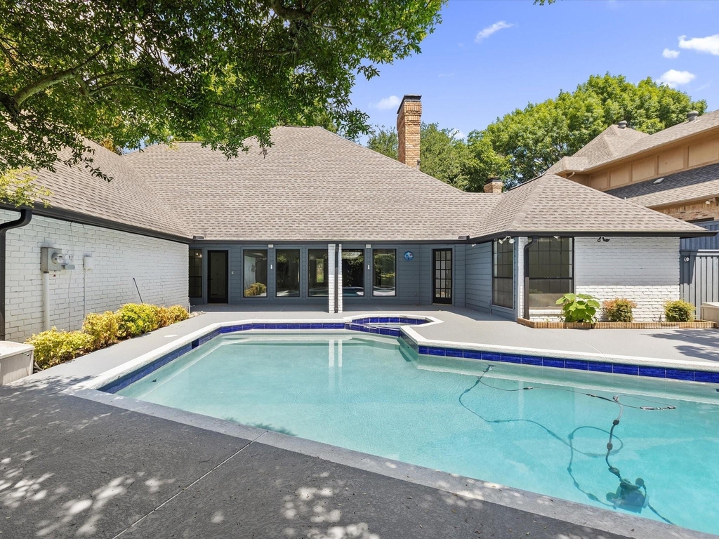 5602 Twin Brooks Drive - Photo 1