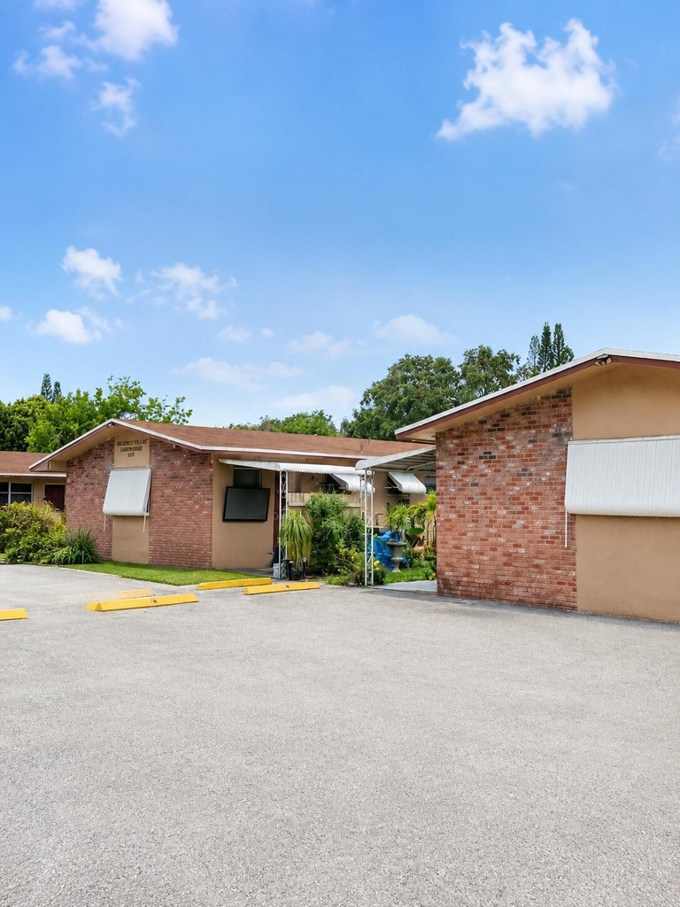 2738 Fillmore Street - Photo 0
