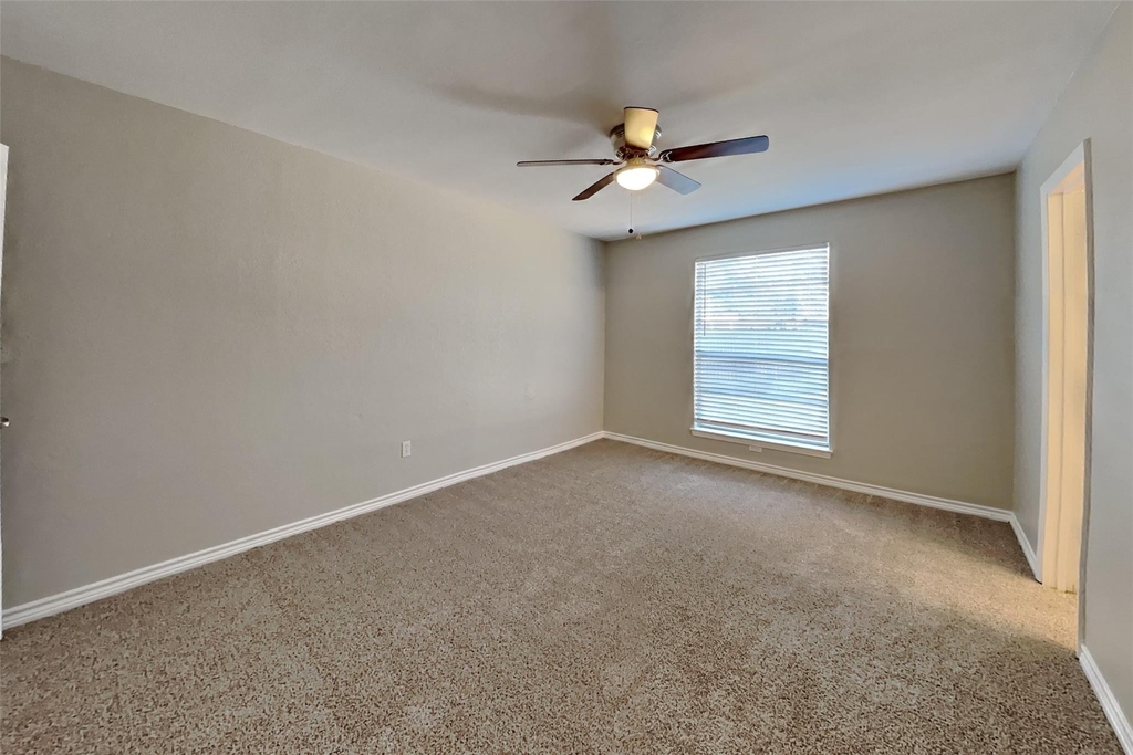 3817 Kippers Court - Photo 6