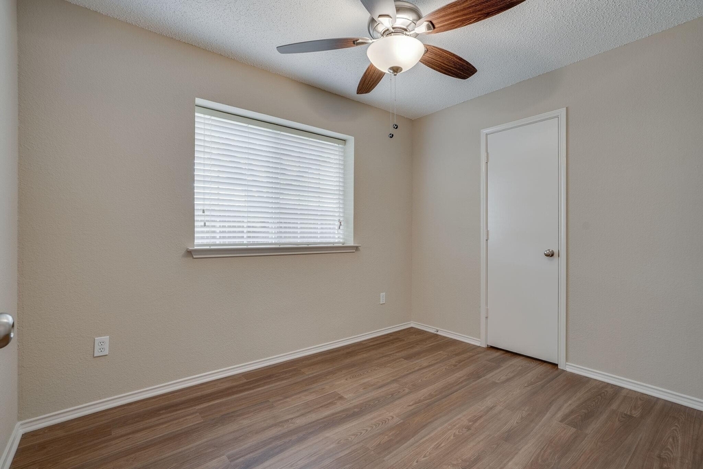 755 Burr Oak Drive - Photo 17