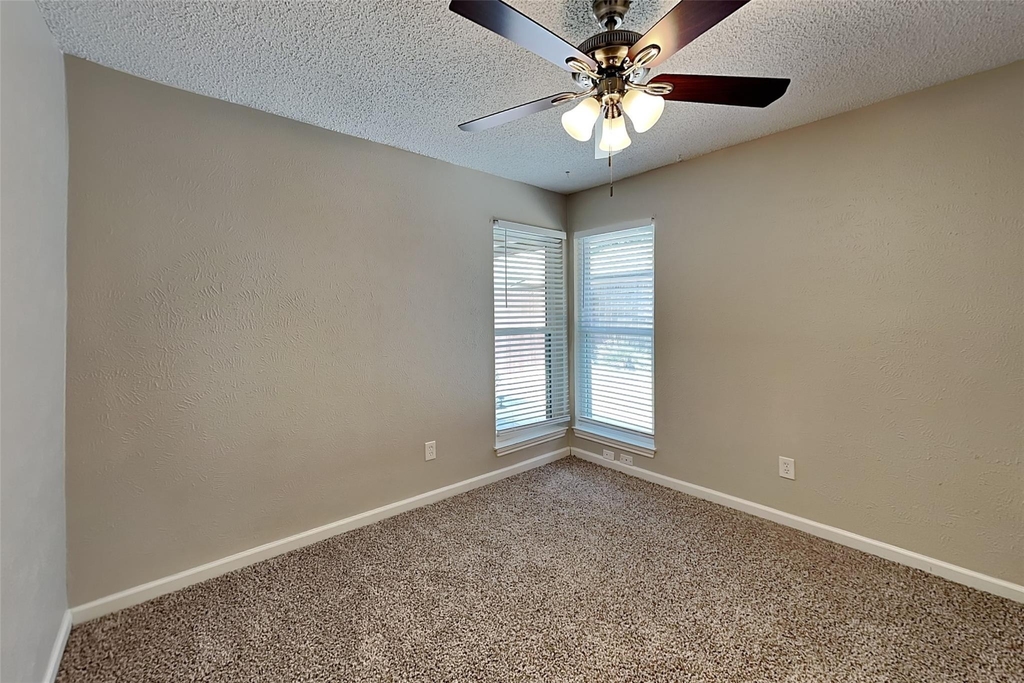 2016 Avignon Drive - Photo 11