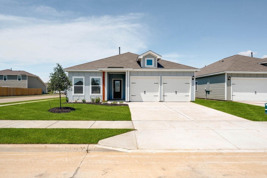 1304 Helca Drive - Photo 0