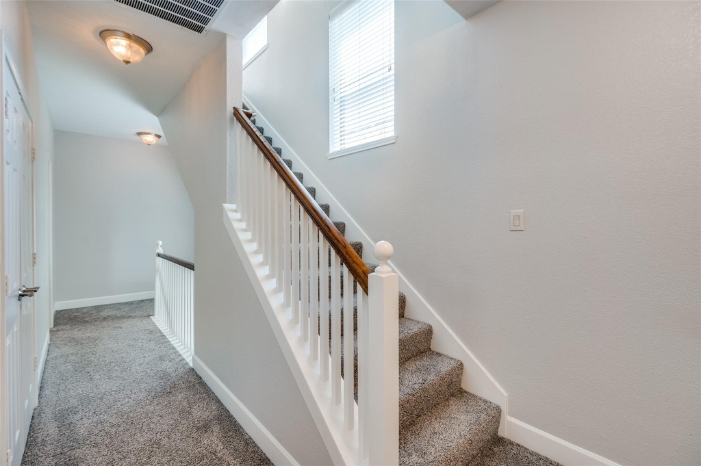 909 City Side Lane - Photo 22