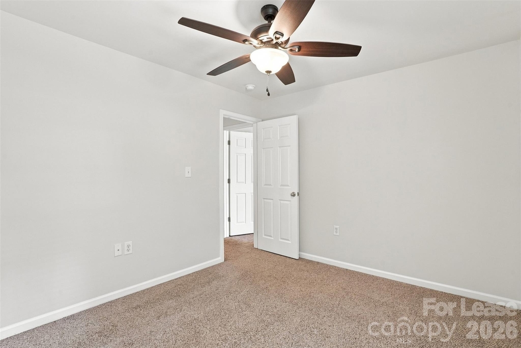 345 Doughton Lane - Photo 19