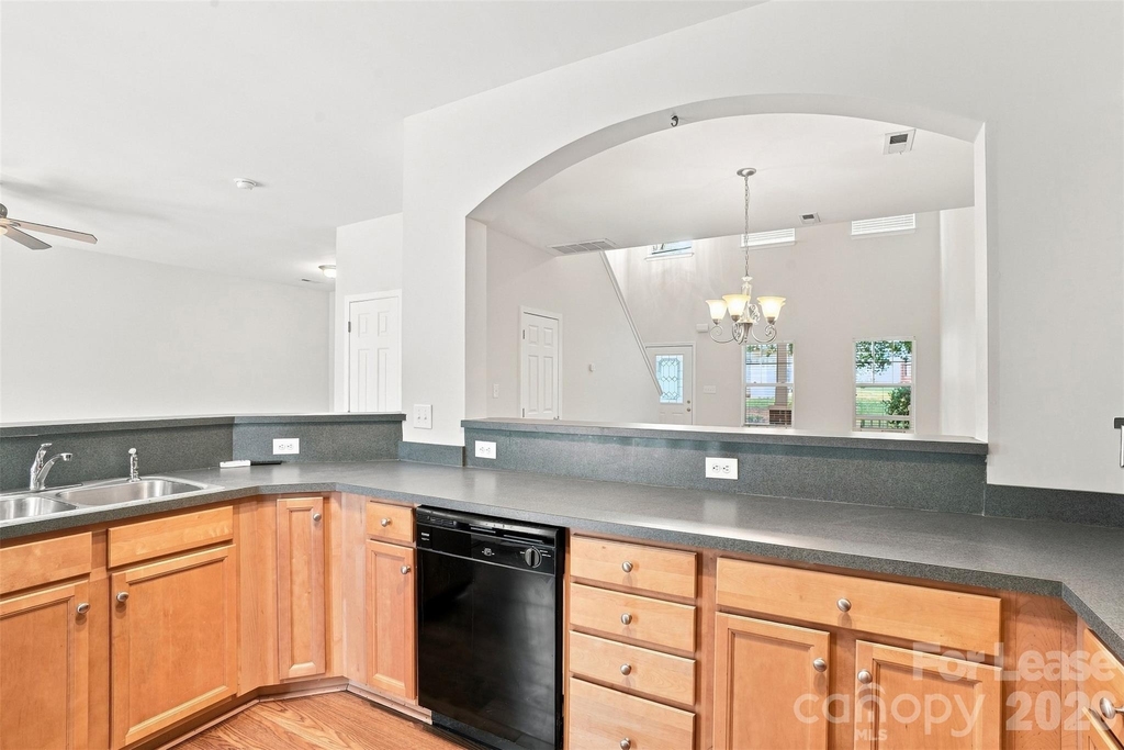 345 Doughton Lane - Photo 9