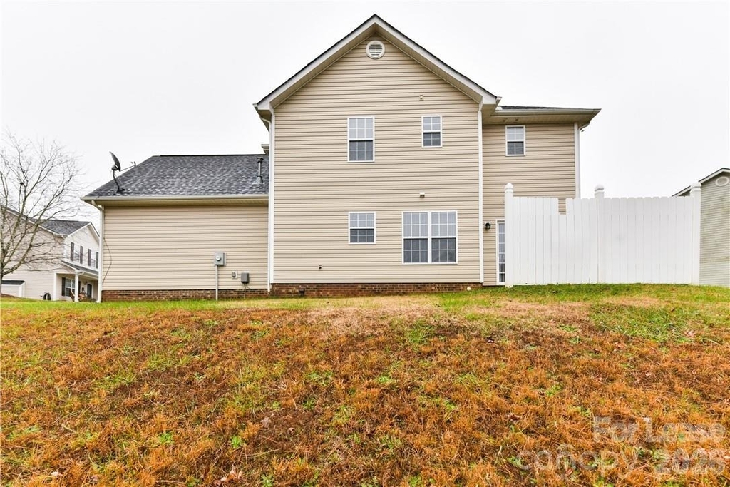 1002 Hannah Place - Photo 39