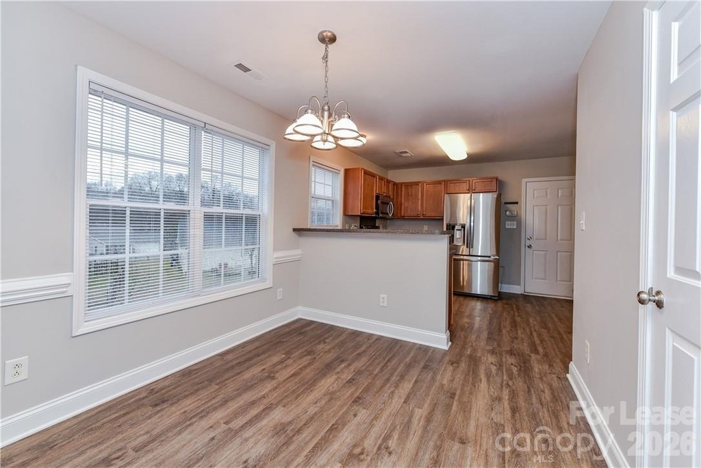 1002 Hannah Place - Photo 17