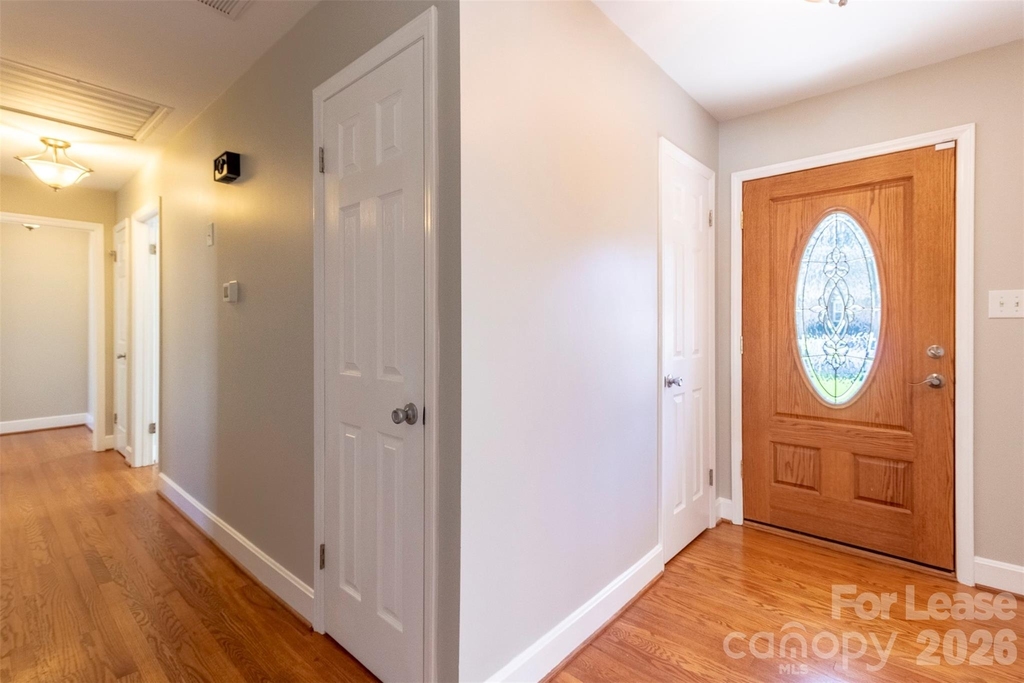 6618 Castlegate Drive - Photo 2