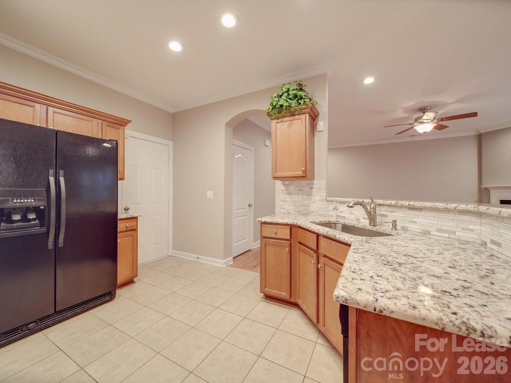 6831 Maricopa Road - Photo 14