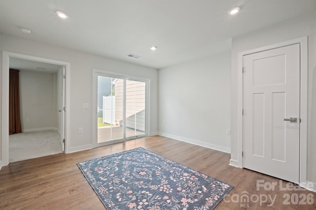 111 Skylar View Way - Photo 8