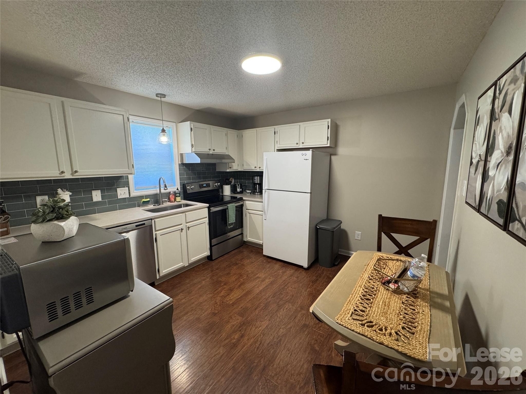 808 Caldwell Street - Photo 3