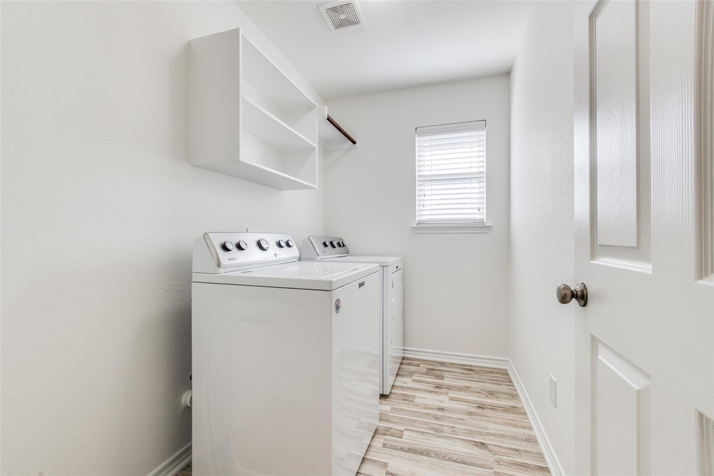 905 Meadowedge Lane - Photo 19