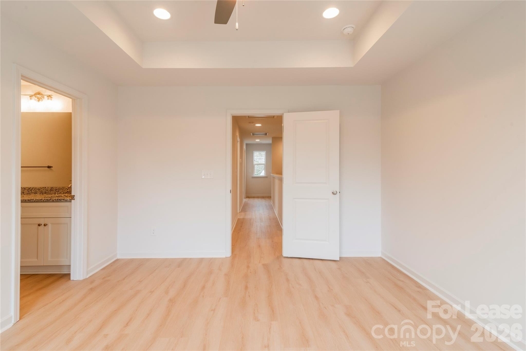 2719 Capitol Drive - Photo 13
