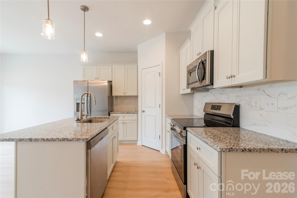 2719 Capitol Drive - Photo 6