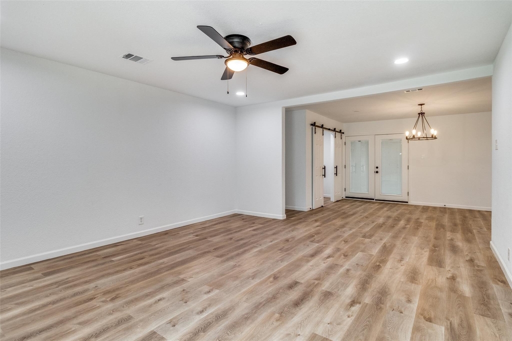 1208 N Grant Drive - Photo 3