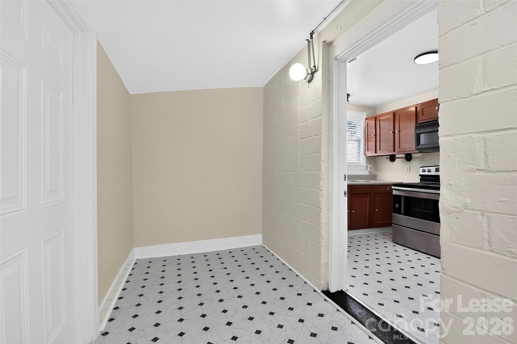 305 Lander Street - Photo 15