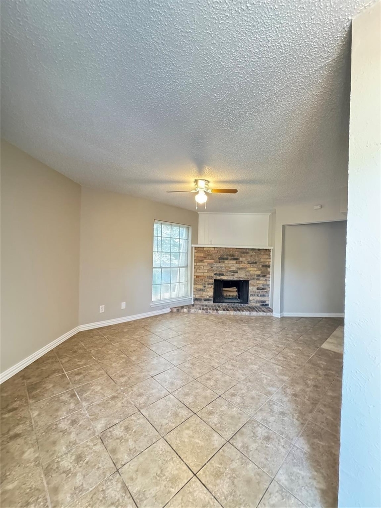 3100 Medina Street - Photo 0