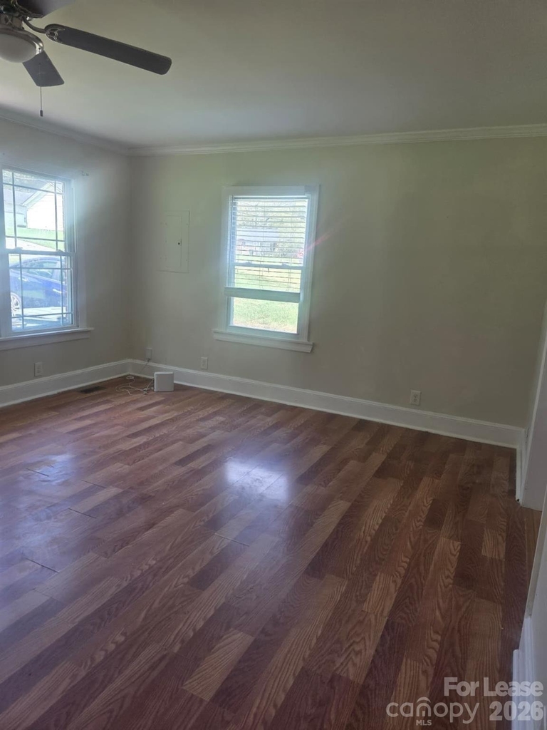 1010 E Harrison Avenue - Photo 3