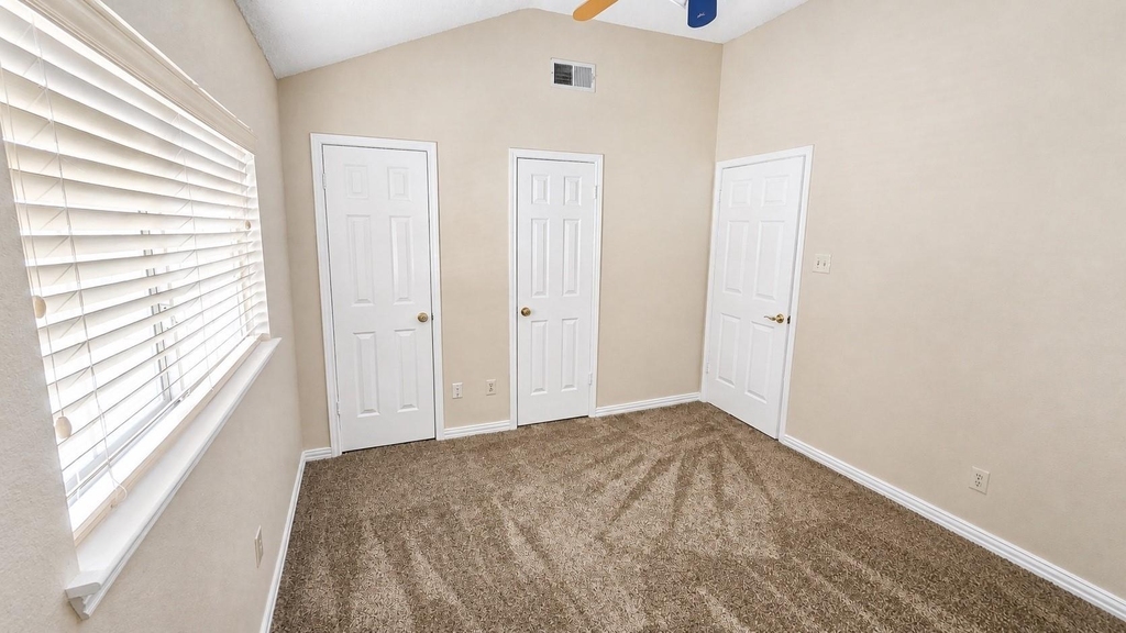 3704 Ballet Court - Photo 24