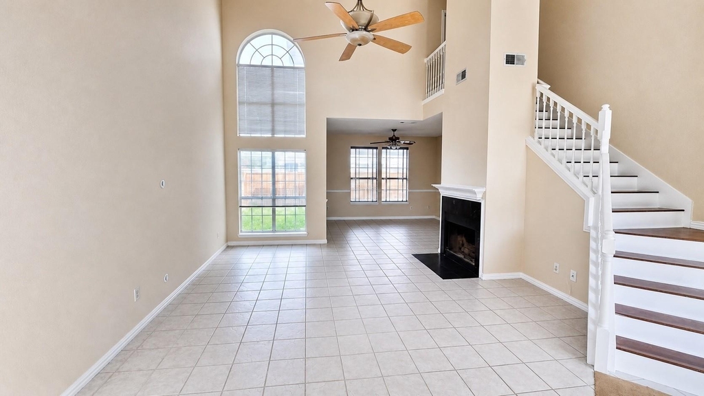 3704 Ballet Court - Photo 6