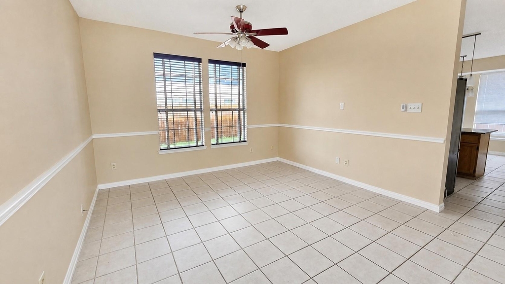 3704 Ballet Court - Photo 8