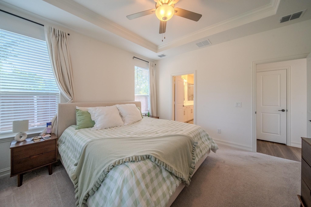 4629 Golden Gate Way - Photo 11