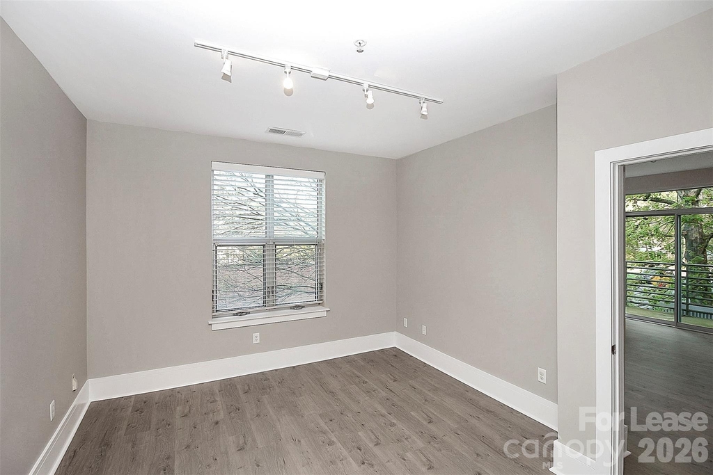 1600 Fulton Avenue - Photo 10