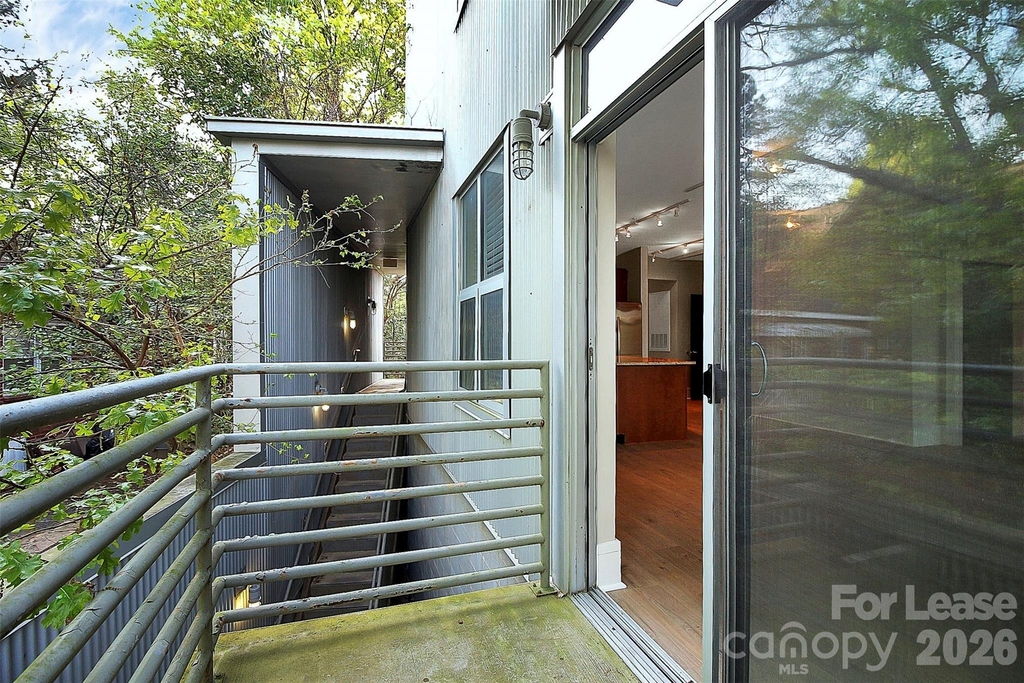 1600 Fulton Avenue - Photo 30