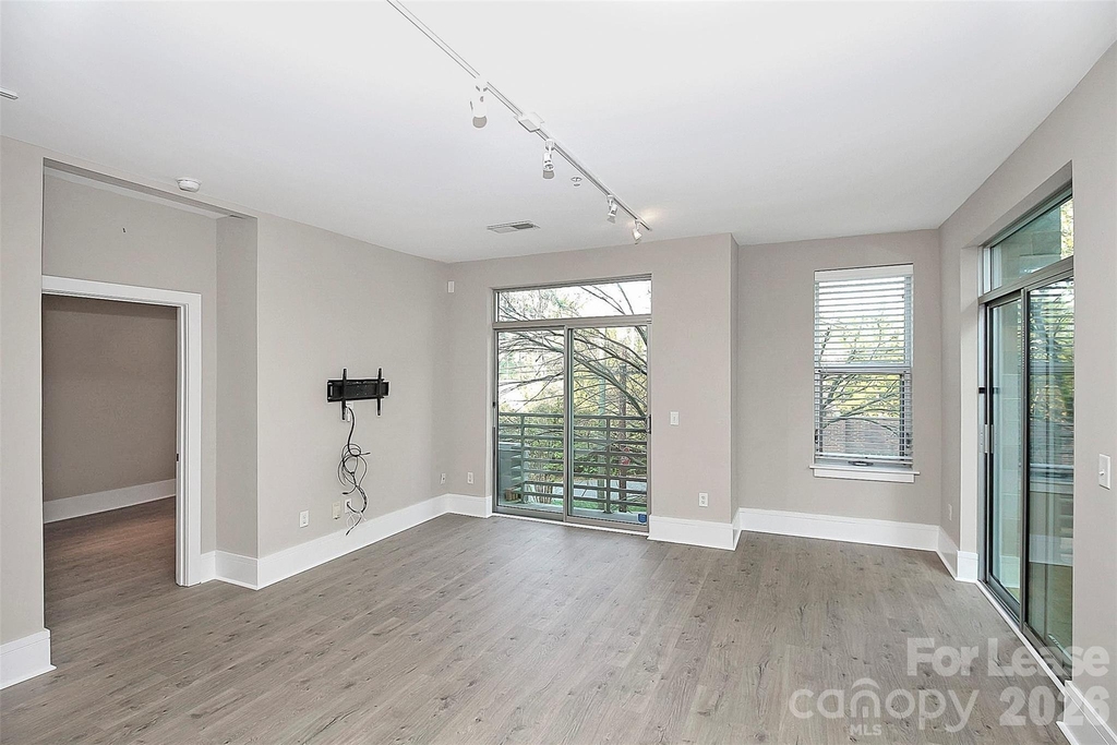 1600 Fulton Avenue - Photo 25