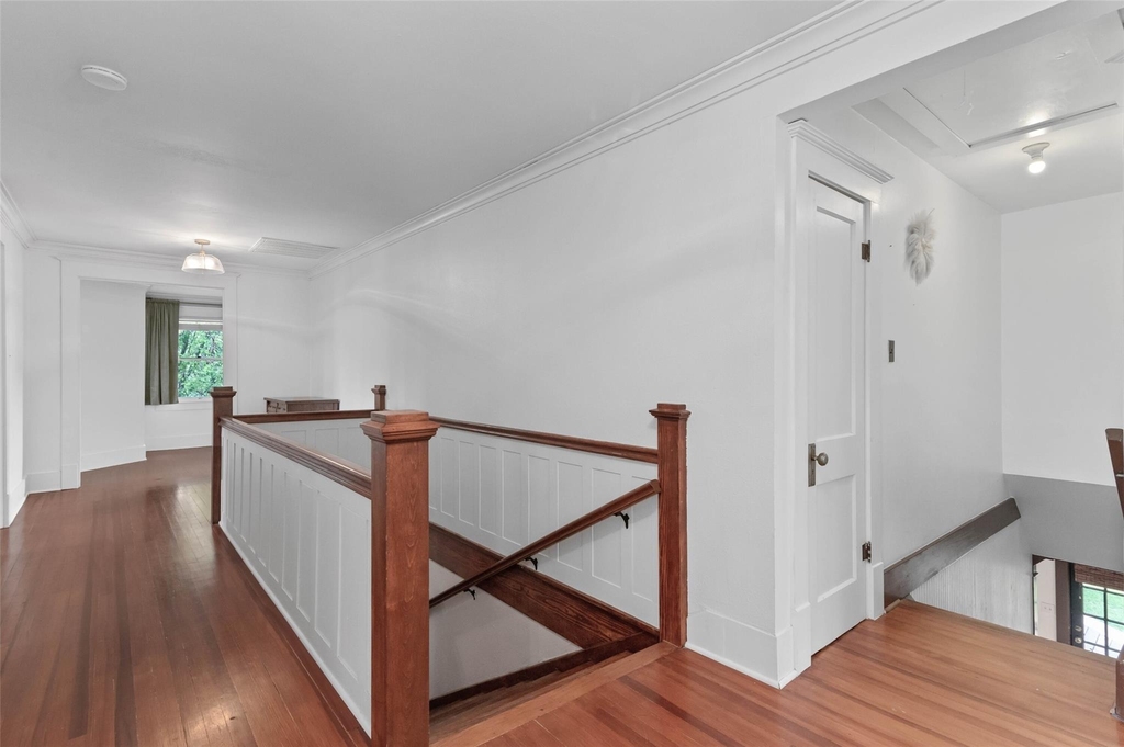706 S Main Street - Photo 22