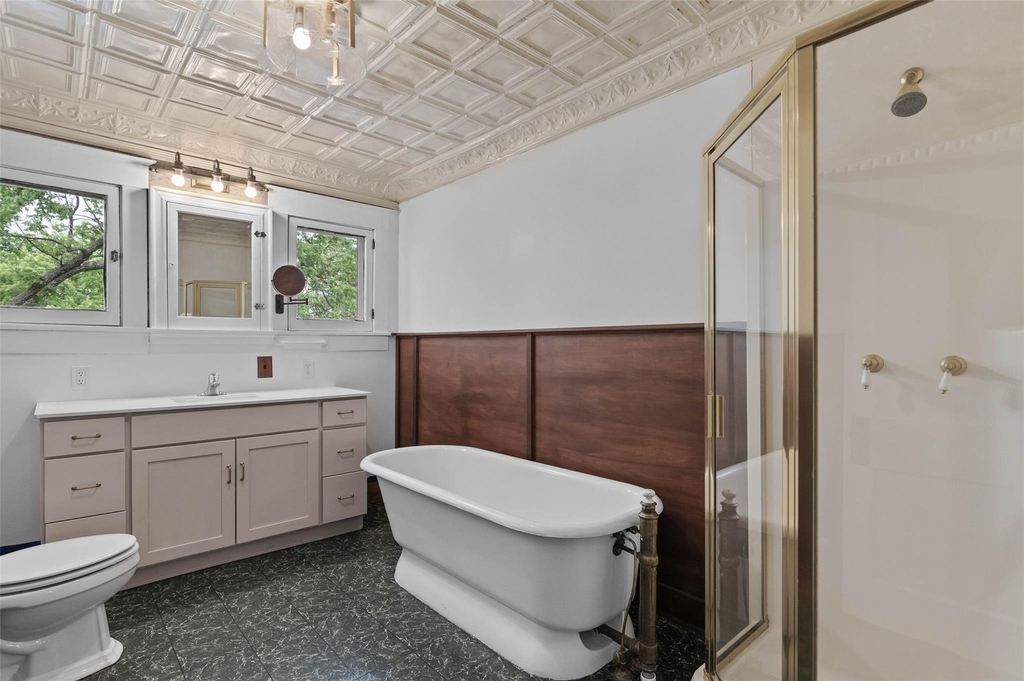 706 S Main Street - Photo 25