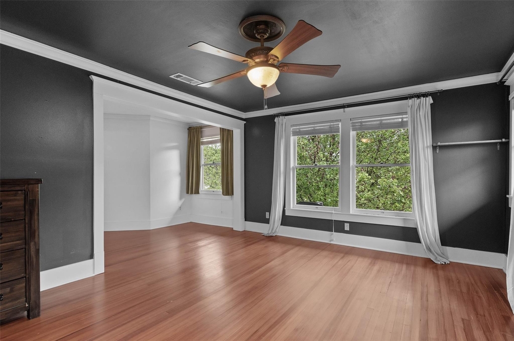 706 S Main Street - Photo 33