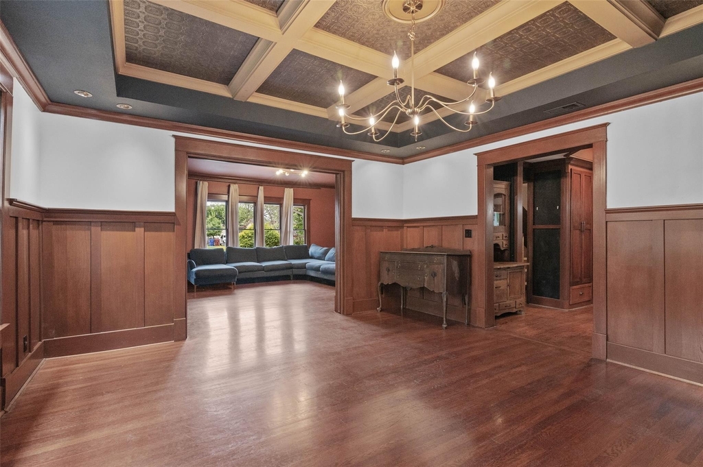 706 S Main Street - Photo 11
