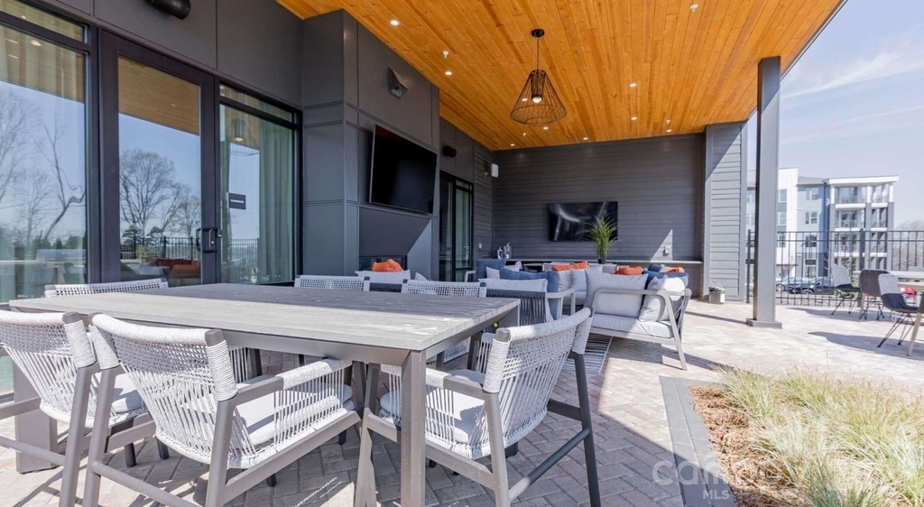 305 Prine Place - Photo 9