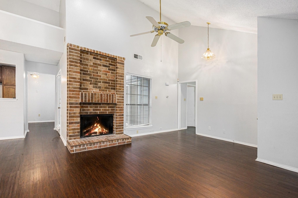 10627 Tall Oak Drive - Photo 0