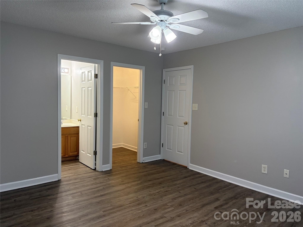 4924 Aldersbrook Drive - Photo 4