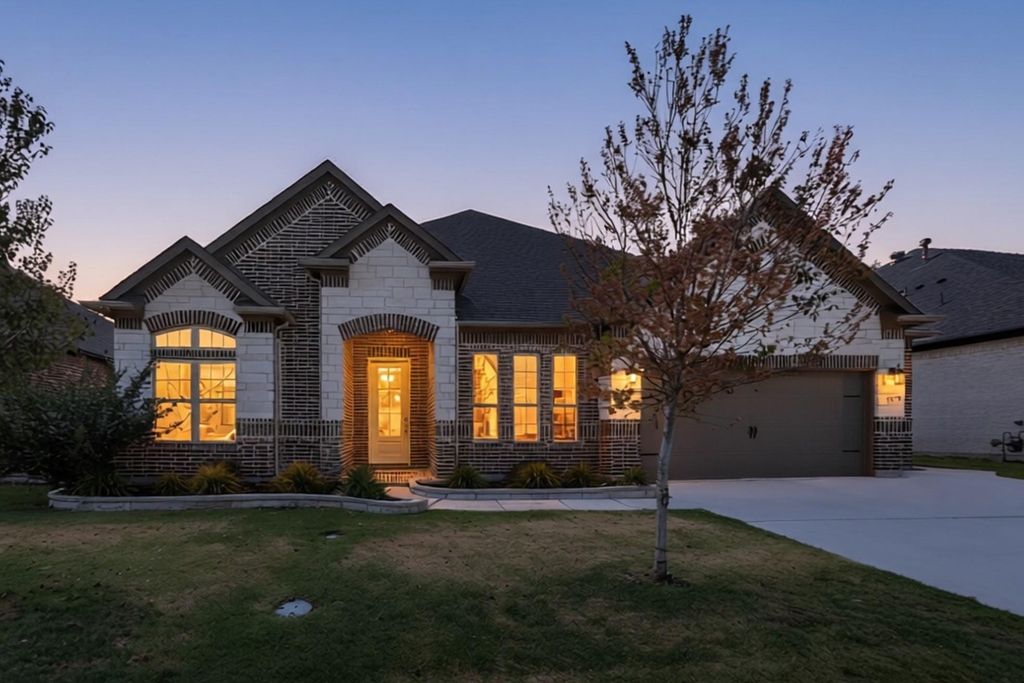 1073 Fleetwood Drive - Photo 1