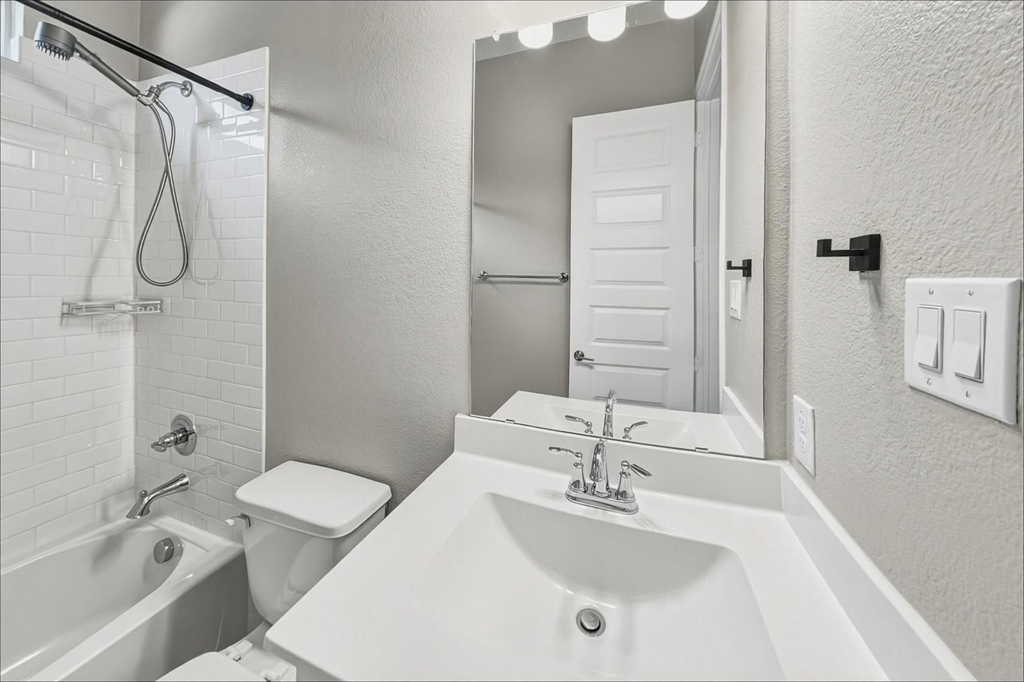 1073 Fleetwood Drive - Photo 17