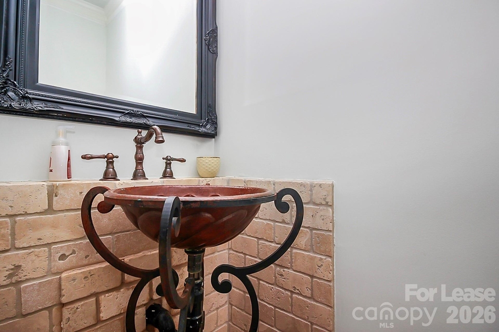 1907 Charlotte Drive - Photo 16