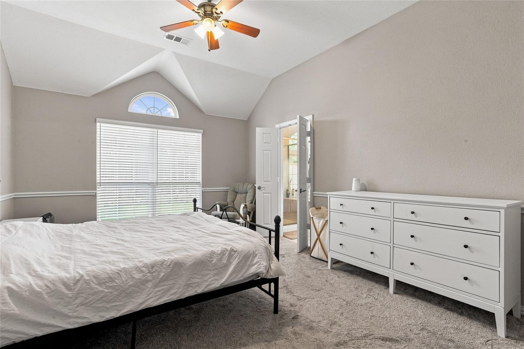 887 Woodrow Drive - Photo 11