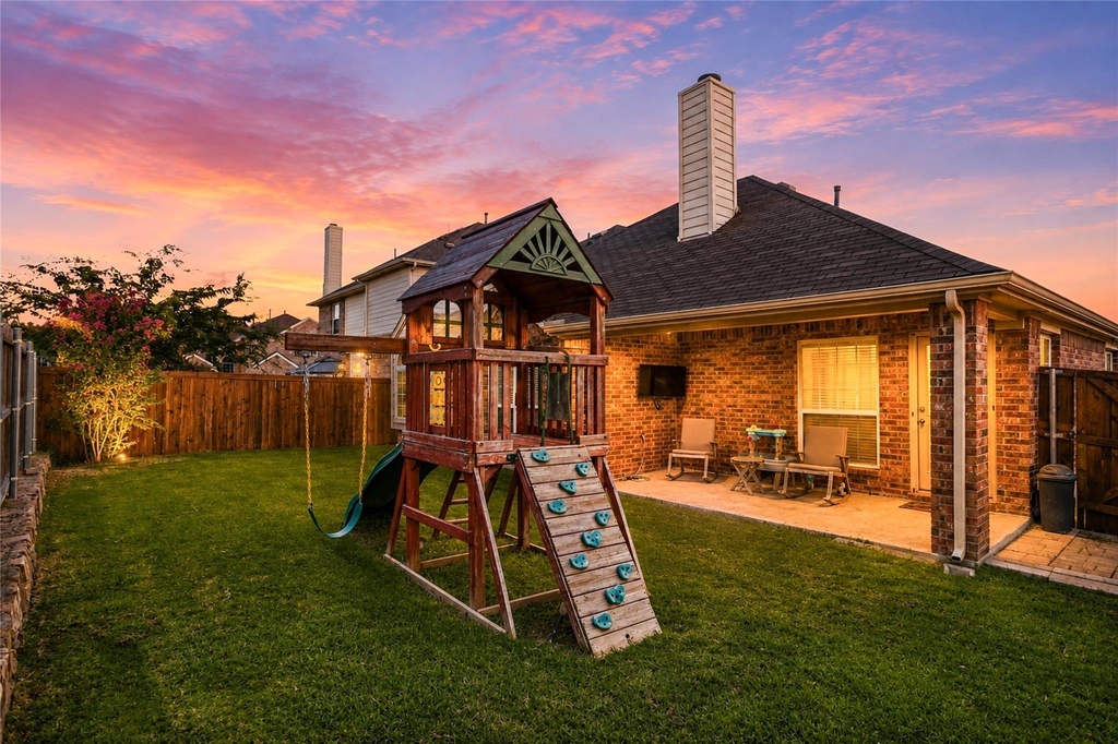 887 Woodrow Drive - Photo 23