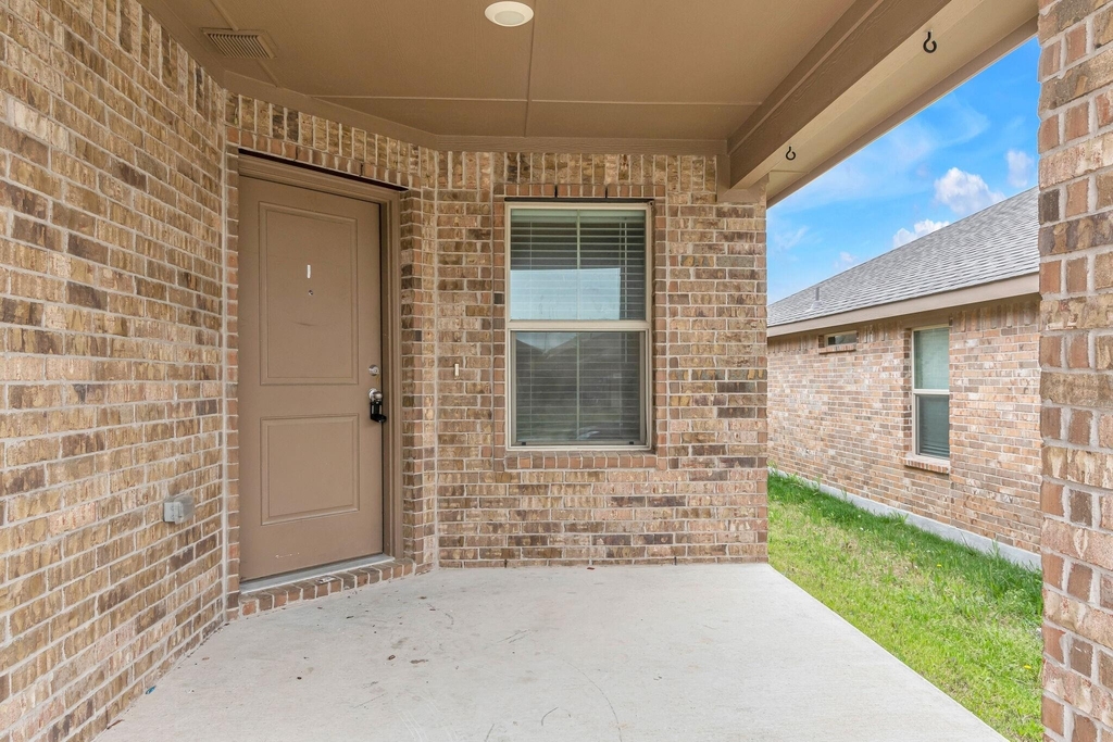 2225 Stallings Road - Photo 3