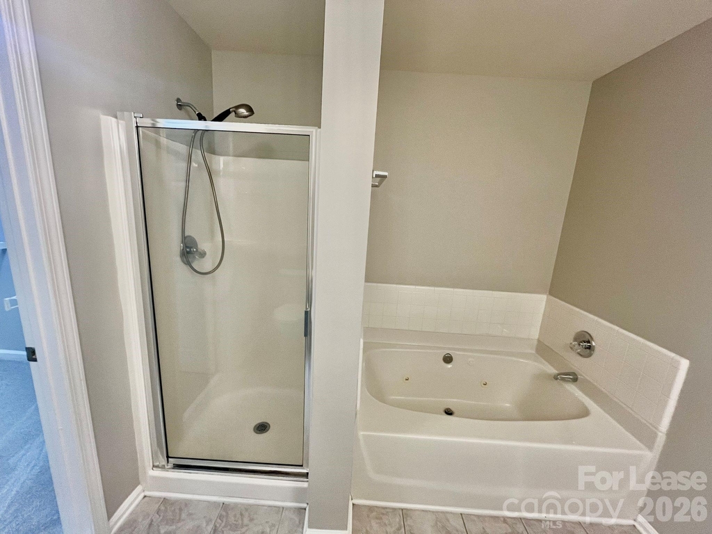 16854 Bridgeton Drive - Photo 8