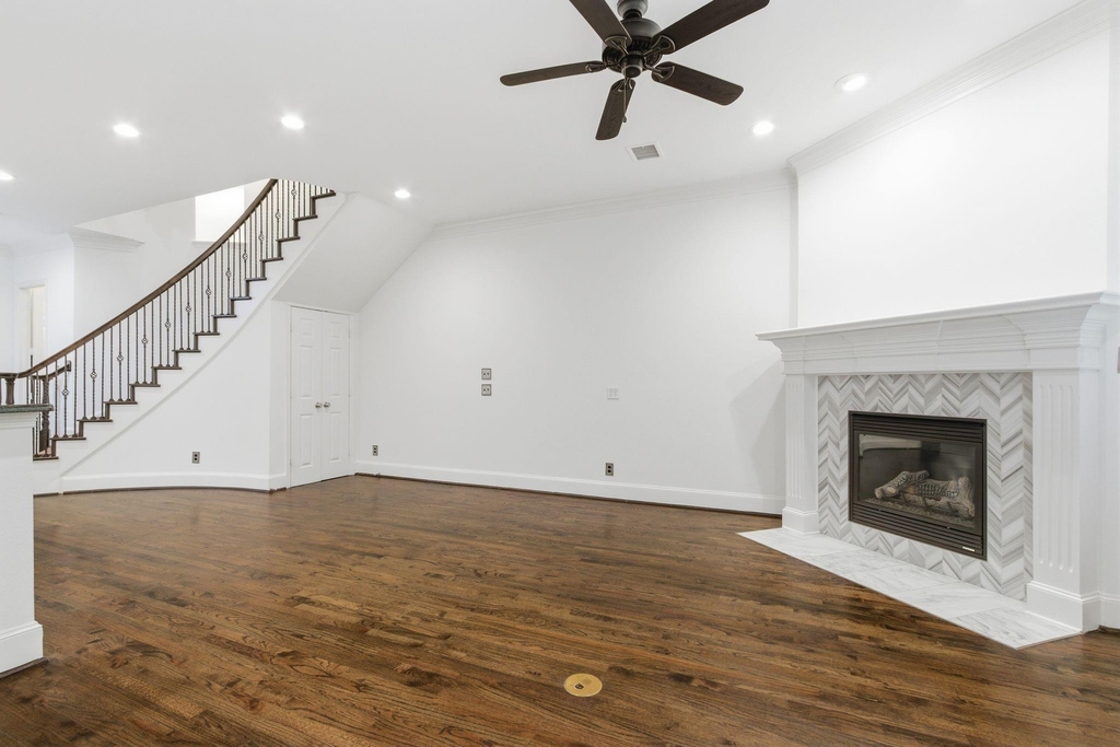 18323 Frankford Lakes Circle - Photo 5