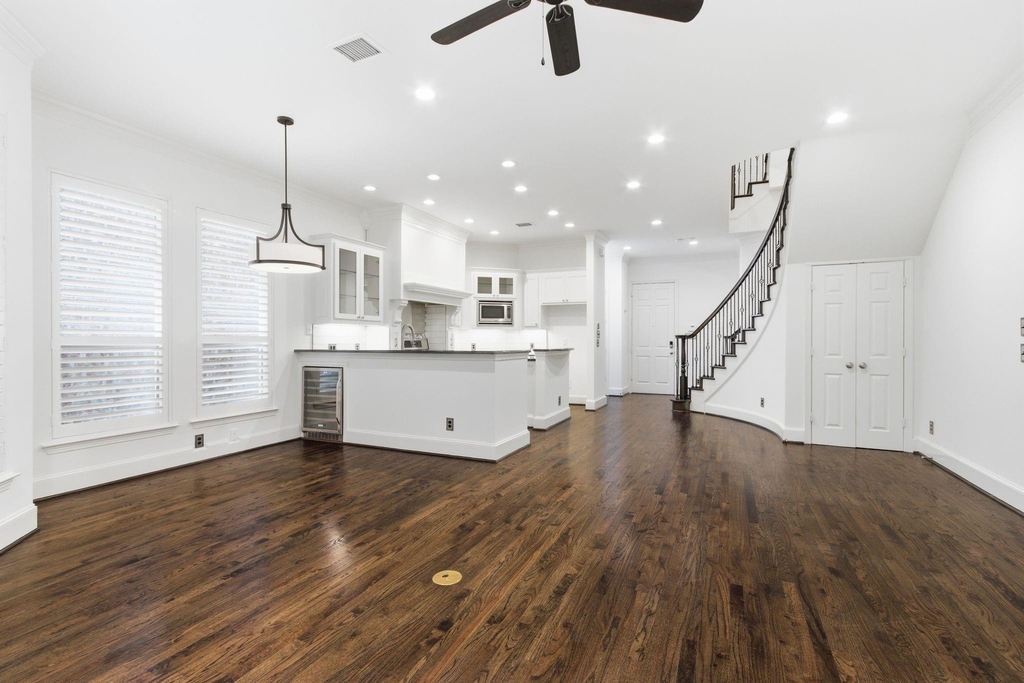 18323 Frankford Lakes Circle - Photo 3