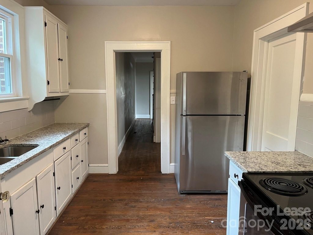 237 N 2nd Street - Photo 3